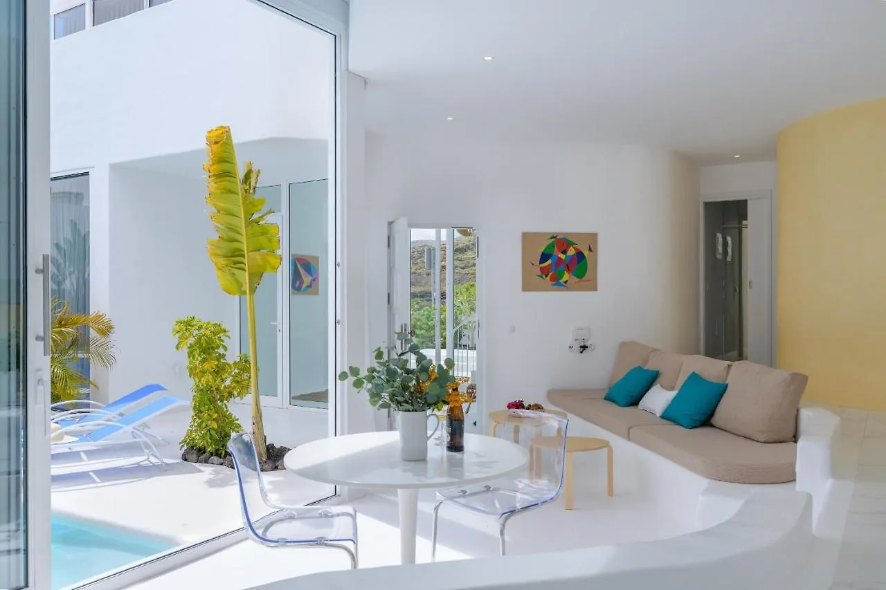 Apartment Aquablanca Suite Chic Deluxe, En Punta Mujeres Spain