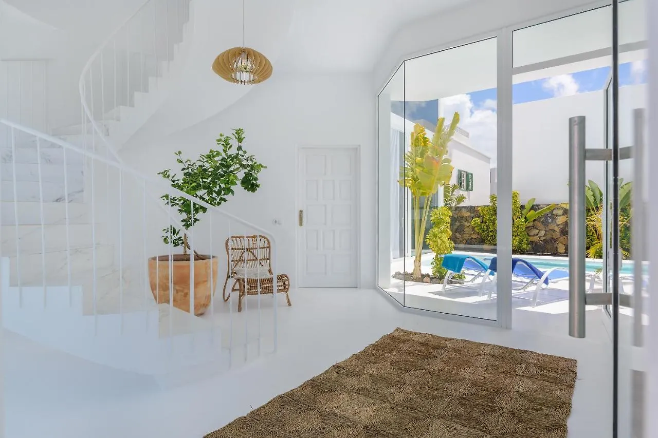 Apartment Aquablanca Suite Chic Deluxe, En Punta Mujeres Spain